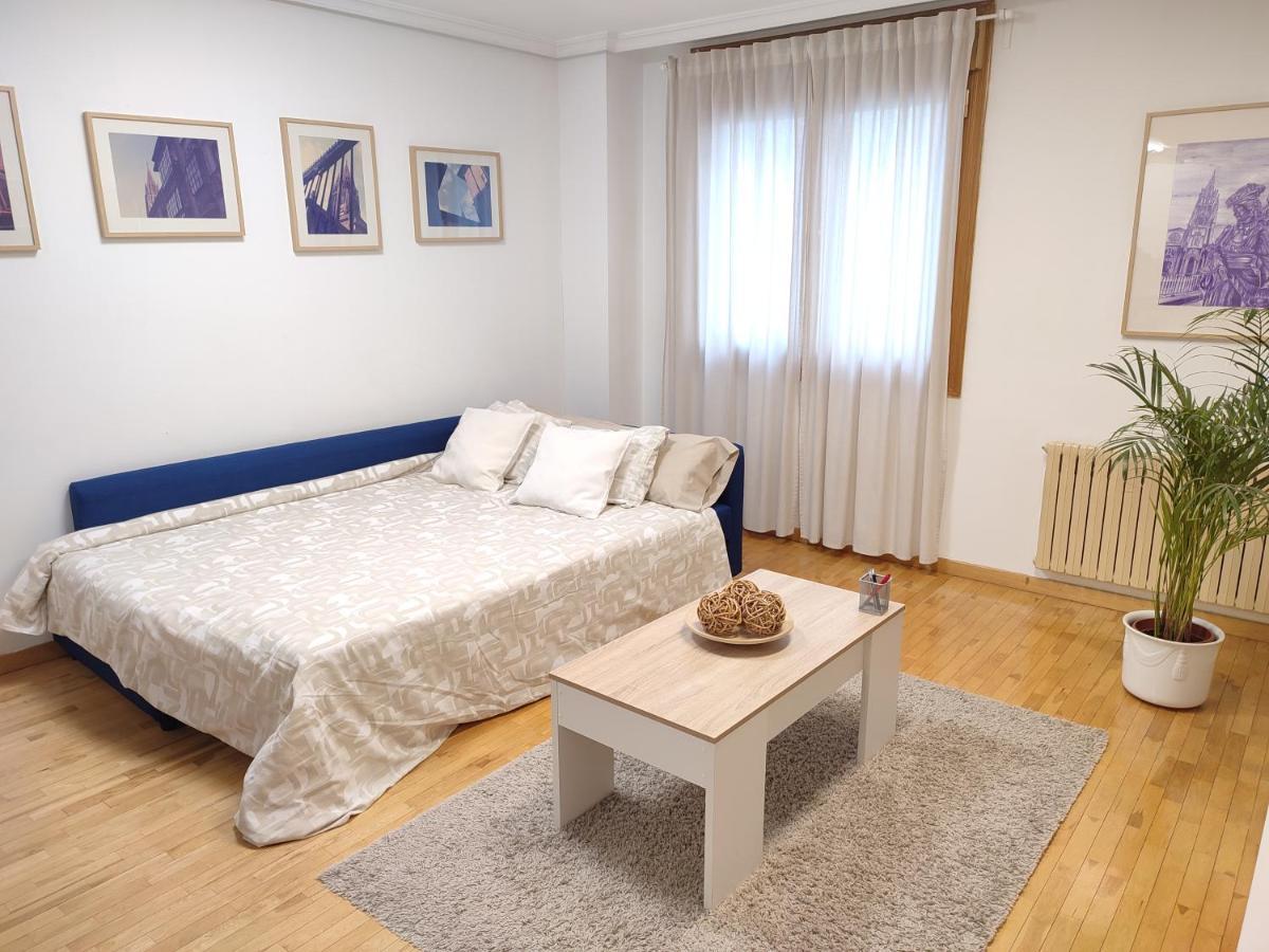Duenas Apartamento Oviedo Exterior foto